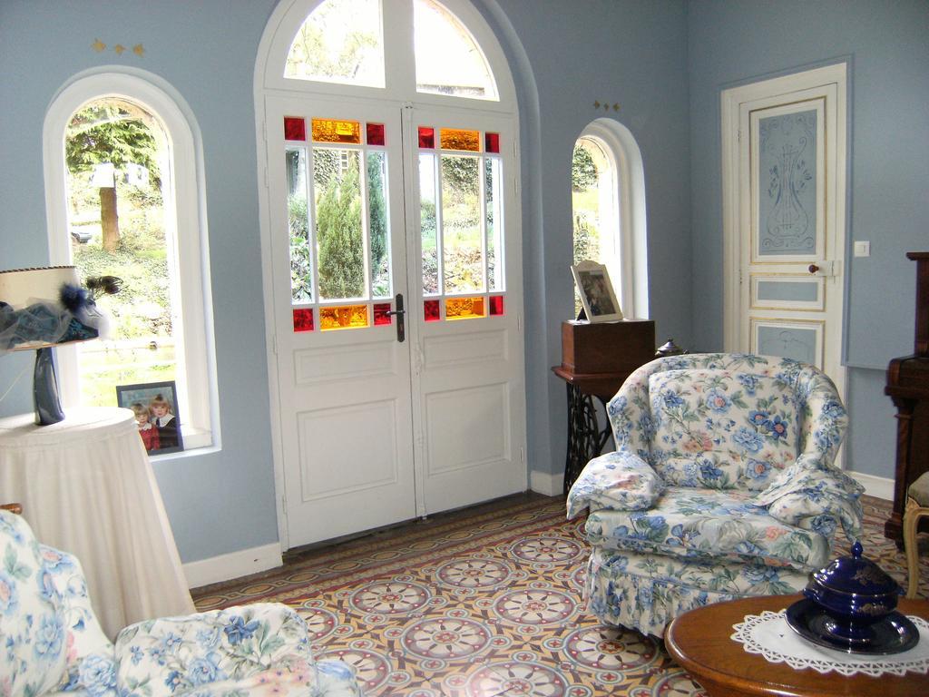 Bed and Breakfast Le Relais Du Mont Chauve à Caumont-Sur-Aure Extérieur photo